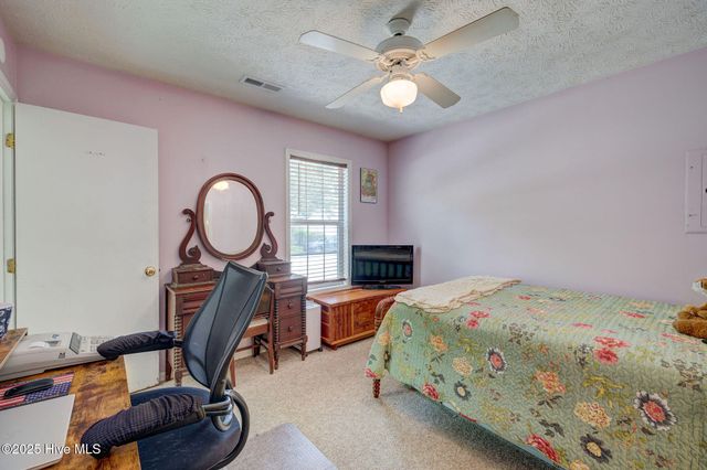 728 Varsity Drive, Wilmington, NC 28403