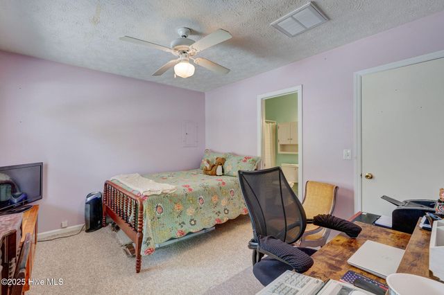 728 Varsity Drive, Wilmington, NC 28403