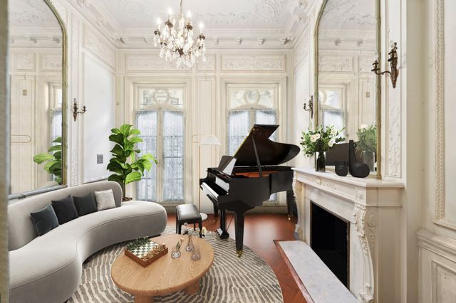 18 E 76th Street, New York City, NY 10021