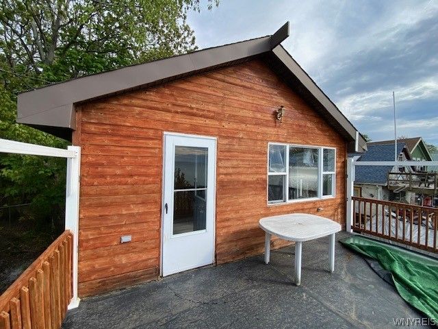 6474 Hamilton Drive, Evans, NY 14047