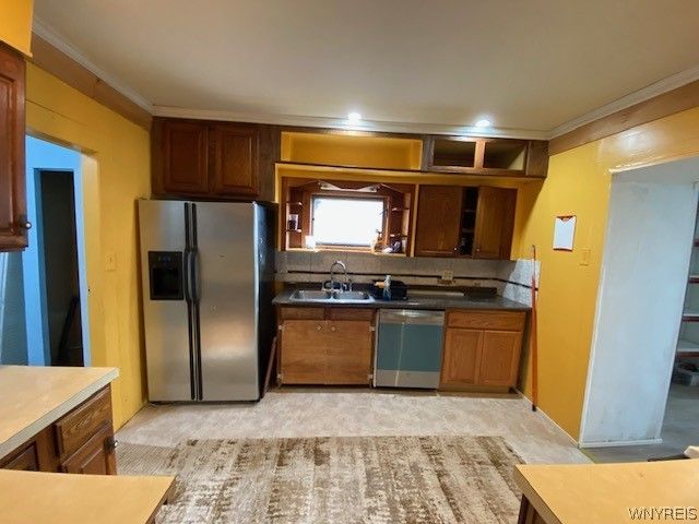 6474 Hamilton Drive, Evans, NY 14047