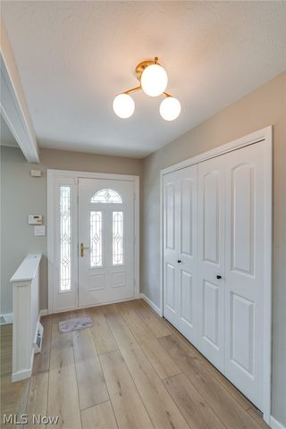 6366 Dunfield Drive, Mayfield Heights, OH 44143