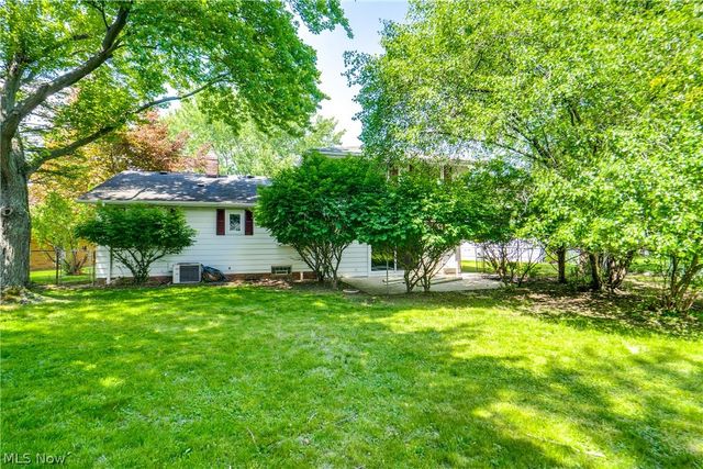 6366 Dunfield Drive, Mayfield Heights, OH 44143