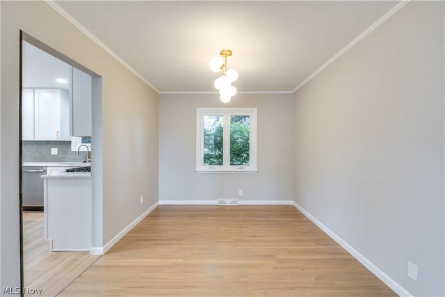 6366 Dunfield Drive, Mayfield Heights, OH 44143