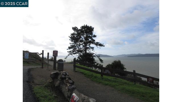 0 Crest Ave, Richmond, CA 94801