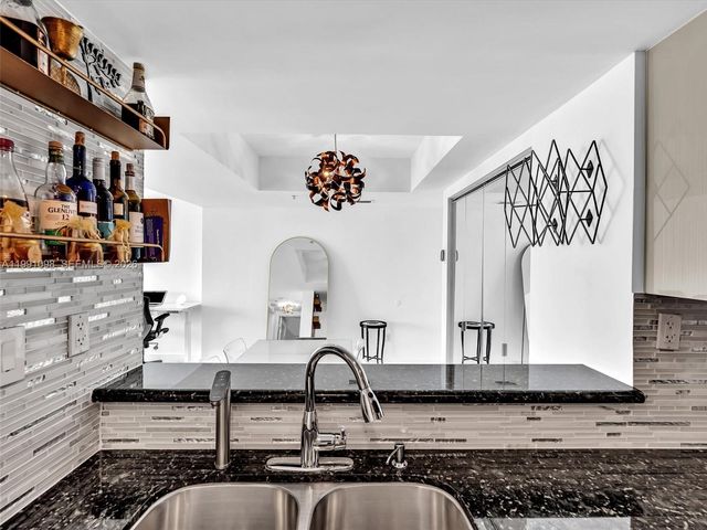 650 West Ave 1605, Miami Beach, FL 33139