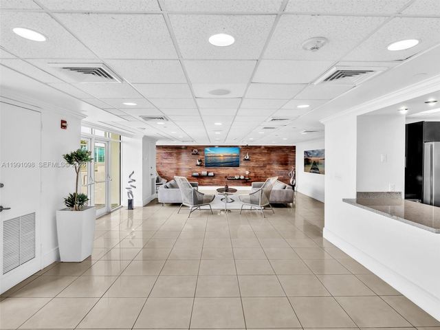 650 West Ave 1605, Miami Beach, FL 33139