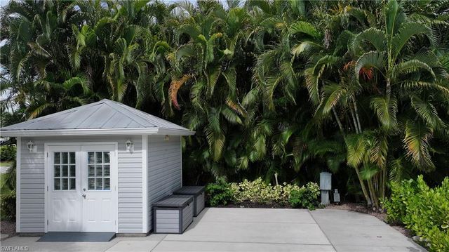 10070 Parkwood DR, Fort Myers, FL 33905