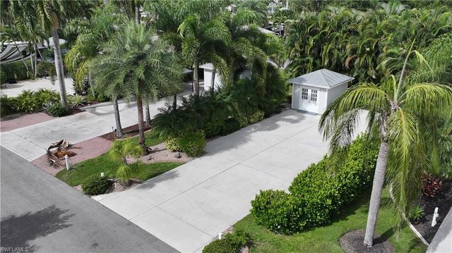 10070 Parkwood DR, Fort Myers, FL 33905