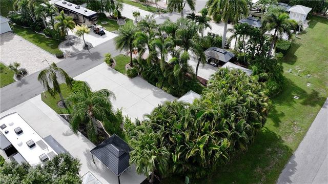 10070 Parkwood DR, Fort Myers, FL 33905