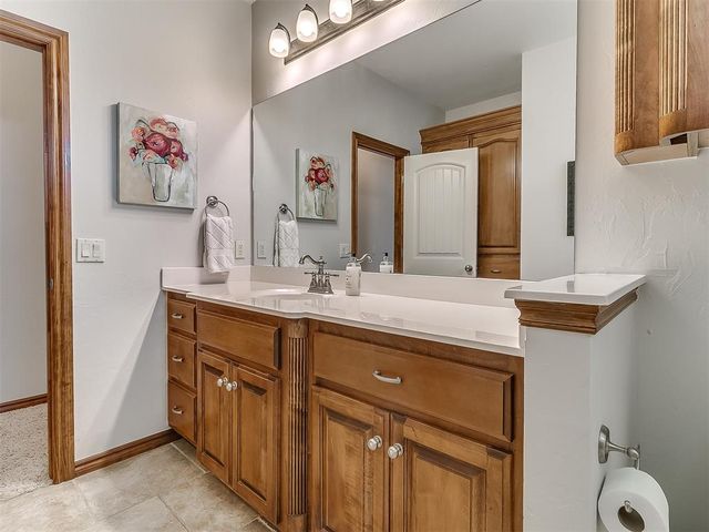 8512 NW 124 Street, Oklahoma City, OK 73142