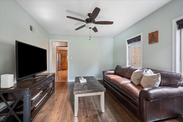 7259 N Odell Avenue, Chicago, IL 60631