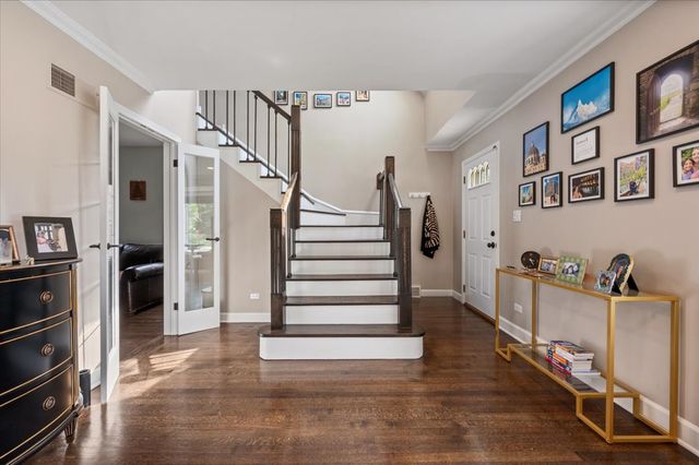 7259 N Odell Avenue, Chicago, IL 60631