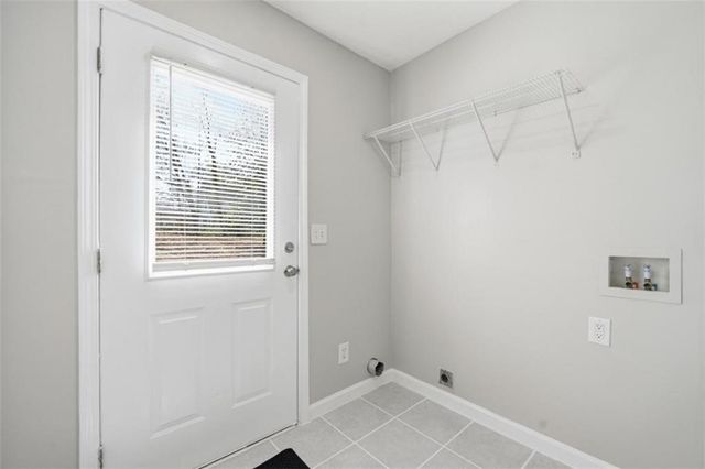 250 Maple Street, Hapeville, GA 30354