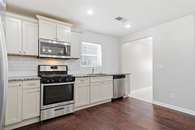 250 Maple Street, Hapeville, GA 30354