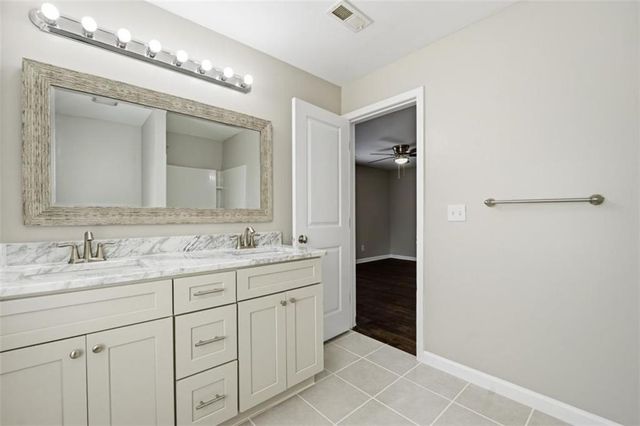 250 Maple Street, Hapeville, GA 30354