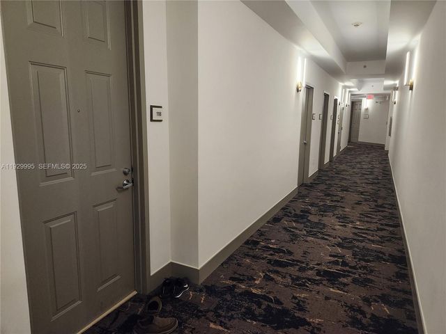 3001 NE 185th St 118, Aventura, FL 33180