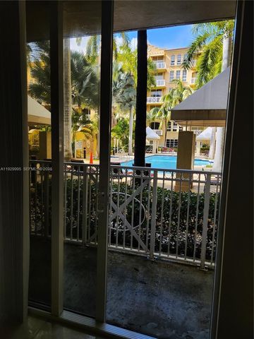 3001 NE 185th St 118, Aventura, FL 33180