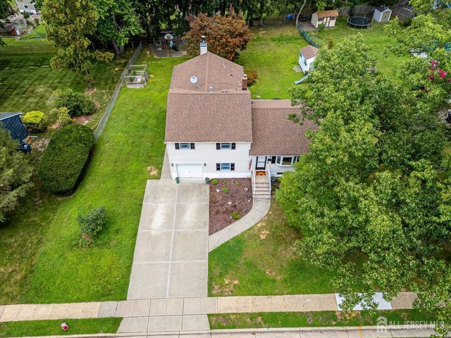 40 Winton Road, East Brunswick, NJ 08816