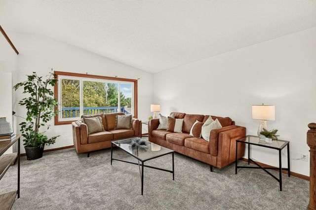 4215 4th Place NW, Rochester, MN 55901