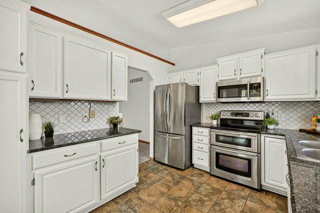 4215 4th Place NW, Rochester, MN 55901