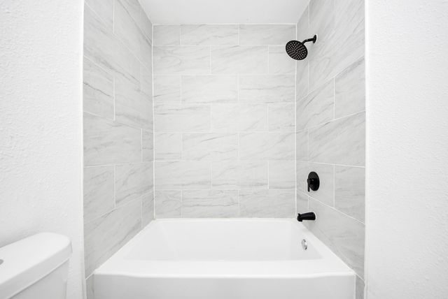 1203 W 6th Street, Freeport, TX 77541