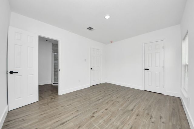 1203 W 6th Street, Freeport, TX 77541