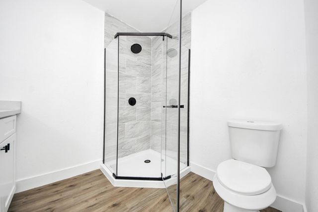 1203 W 6th Street, Freeport, TX 77541