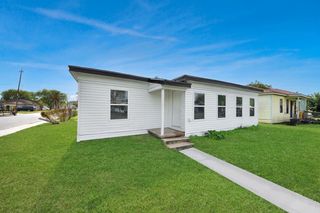 1203 W 6th Street, Freeport, TX 77541