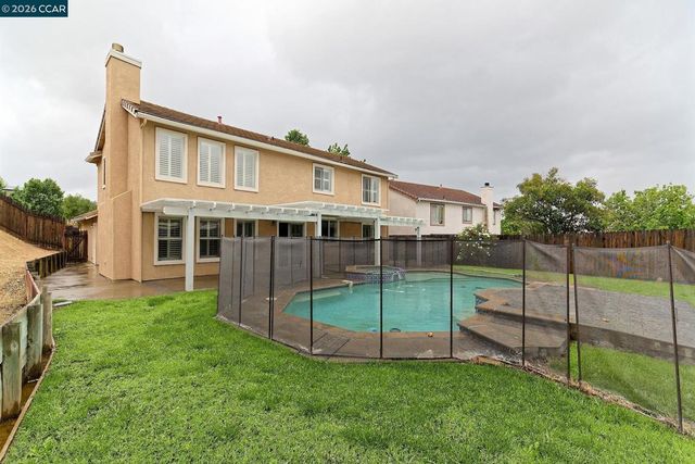 1128 Prewett Ranch Dr, Antioch, CA 94531