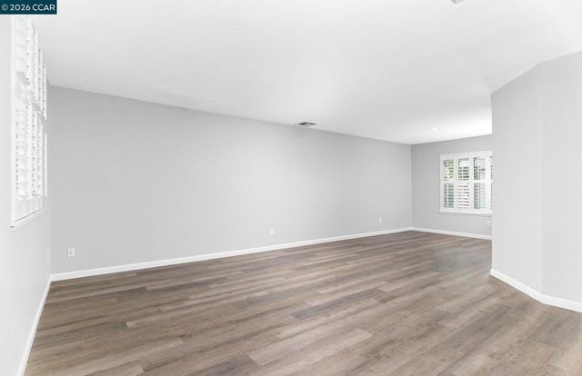 1128 Prewett Ranch Dr, Antioch, CA 94531