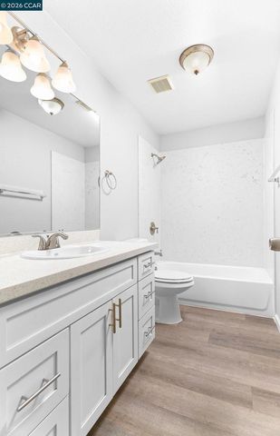 1128 Prewett Ranch Dr, Antioch, CA 94531