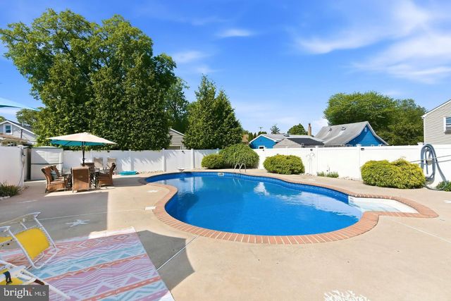 111 BASH RD, Toms River, NJ 08753