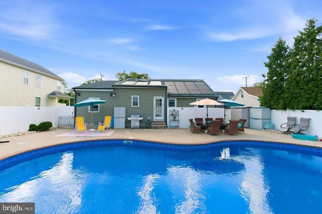 111 BASH RD, Toms River, NJ 08753