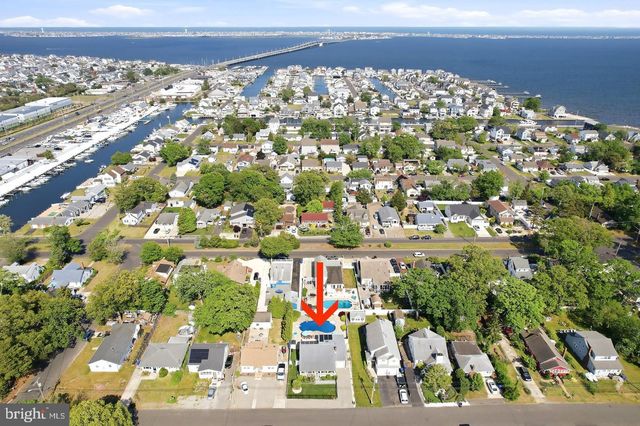 111 BASH RD, Toms River, NJ 08753
