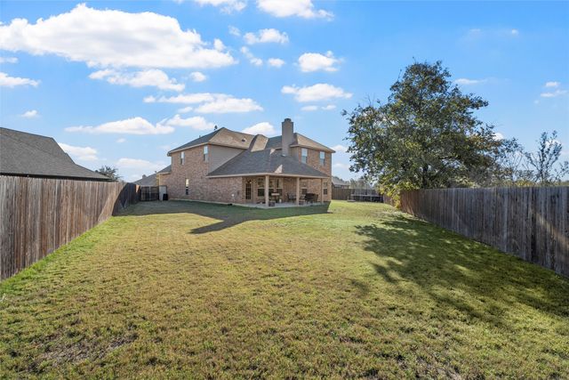 903 Dublin Court, Mcgregor, TX 76657