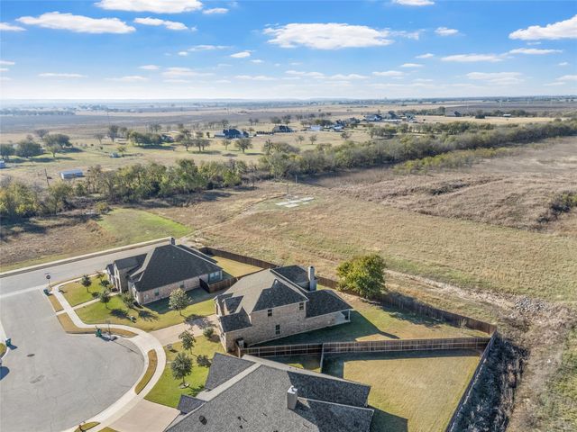 903 Dublin Court, Mcgregor, TX 76657
