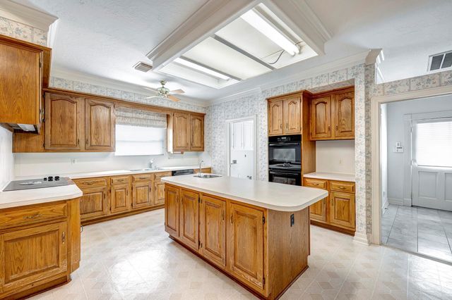 13714 Cottrell Court, Houston, TX 77077