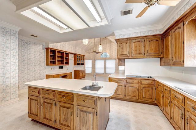 13714 Cottrell Court, Houston, TX 77077