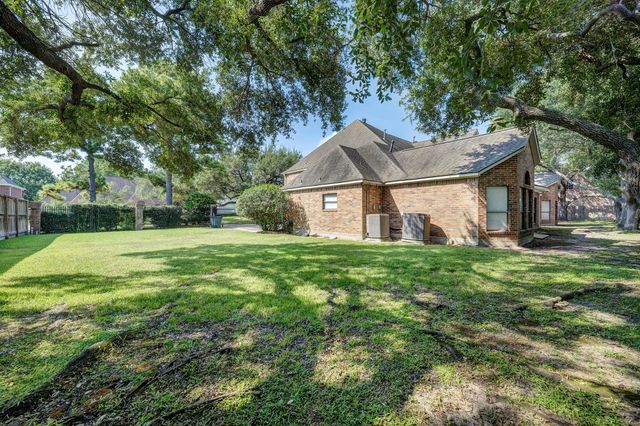 13714 Cottrell Court, Houston, TX 77077