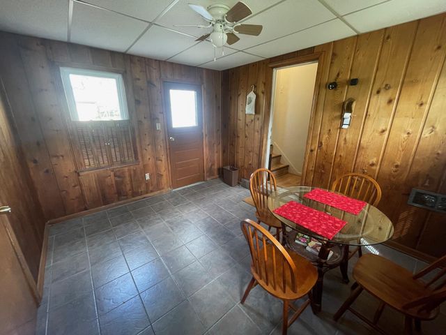 9567 Columbia Street, Redford Charter Twp, MI 48239