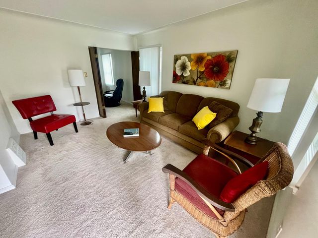 9567 Columbia Street, Redford Charter Twp, MI 48239