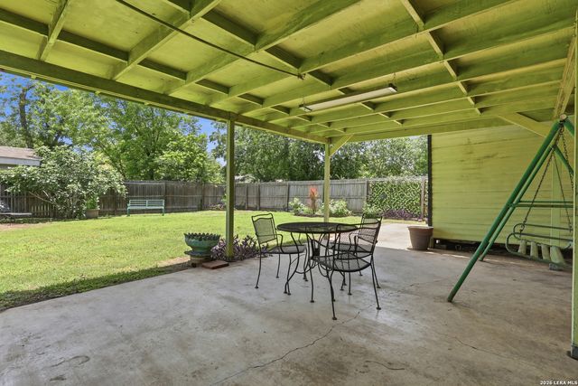 530 E BONNER AVE, San Antonio, TX 78214