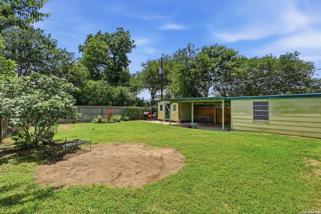 530 E BONNER AVE, San Antonio, TX 78214