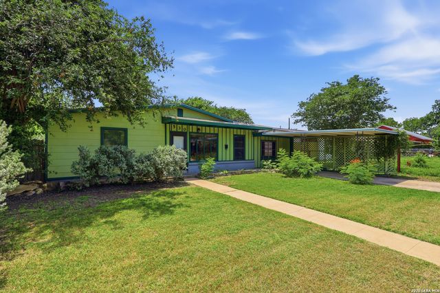 530 E BONNER AVE, San Antonio, TX 78214