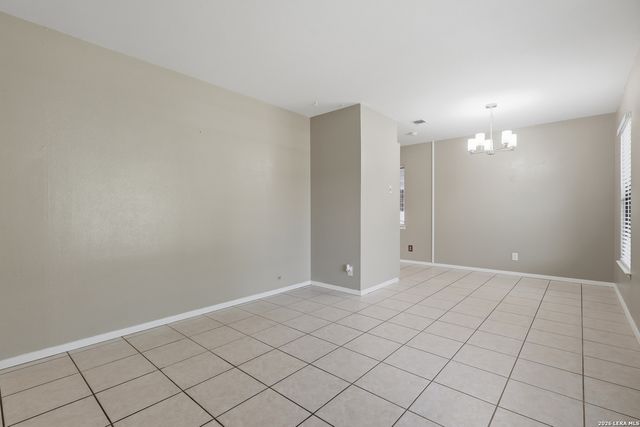530 E BONNER AVE, San Antonio, TX 78214