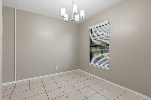 530 E BONNER AVE, San Antonio, TX 78214