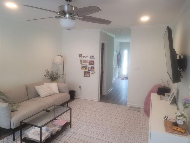 838 Heritage Square, Decatur, GA 30033