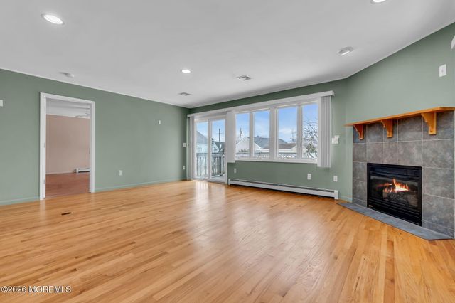 1208 Rue Avenue A, Point Pleasant, NJ 08742