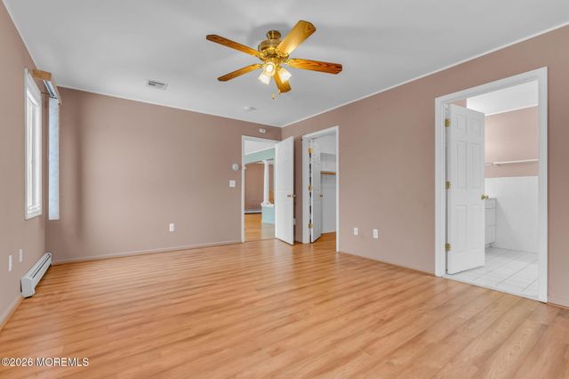 1208 Rue Avenue A, Point Pleasant, NJ 08742